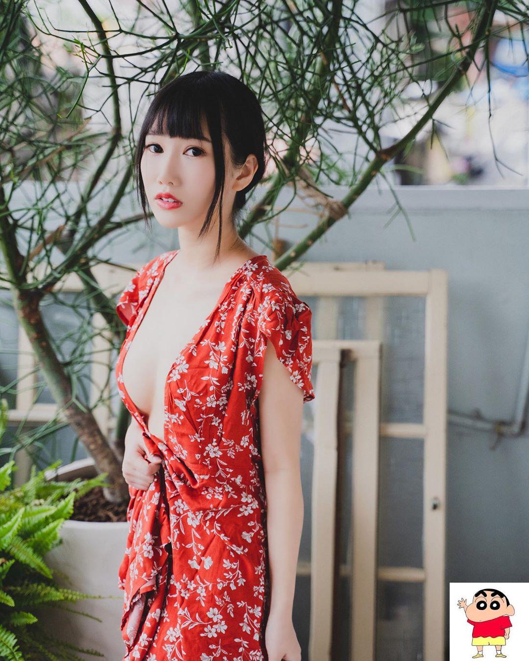 萌系情慾女神「黄钰文」褪去内衣桃色诱惑 (29P)