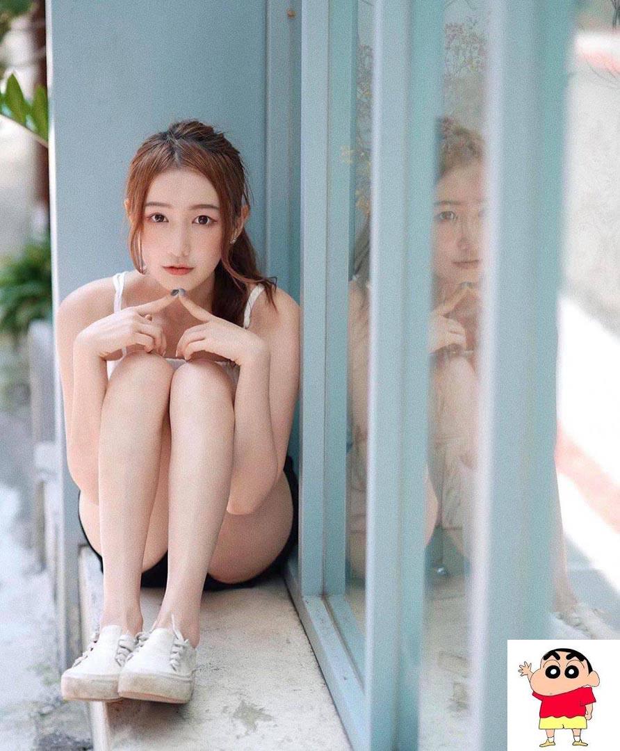 柯姿 KZi 粉丝团小编原来那么正 (18P)