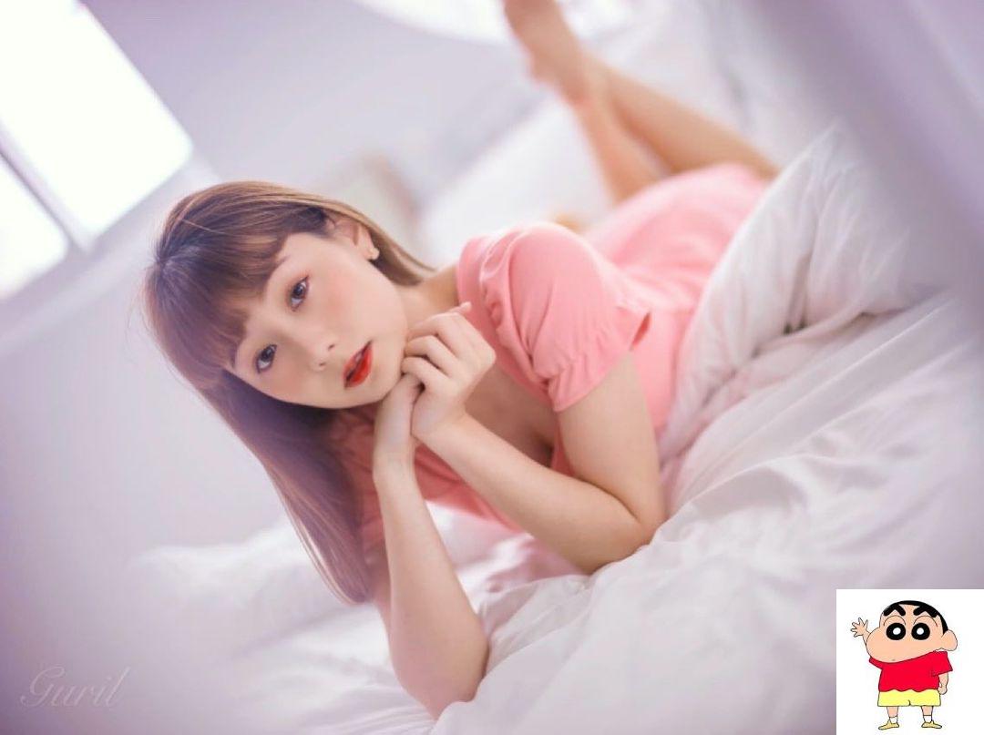 萌妹许瑜美腿好撩人 甜美笑容充满治癒力量 精緻脸蛋让人怎么都看不腻