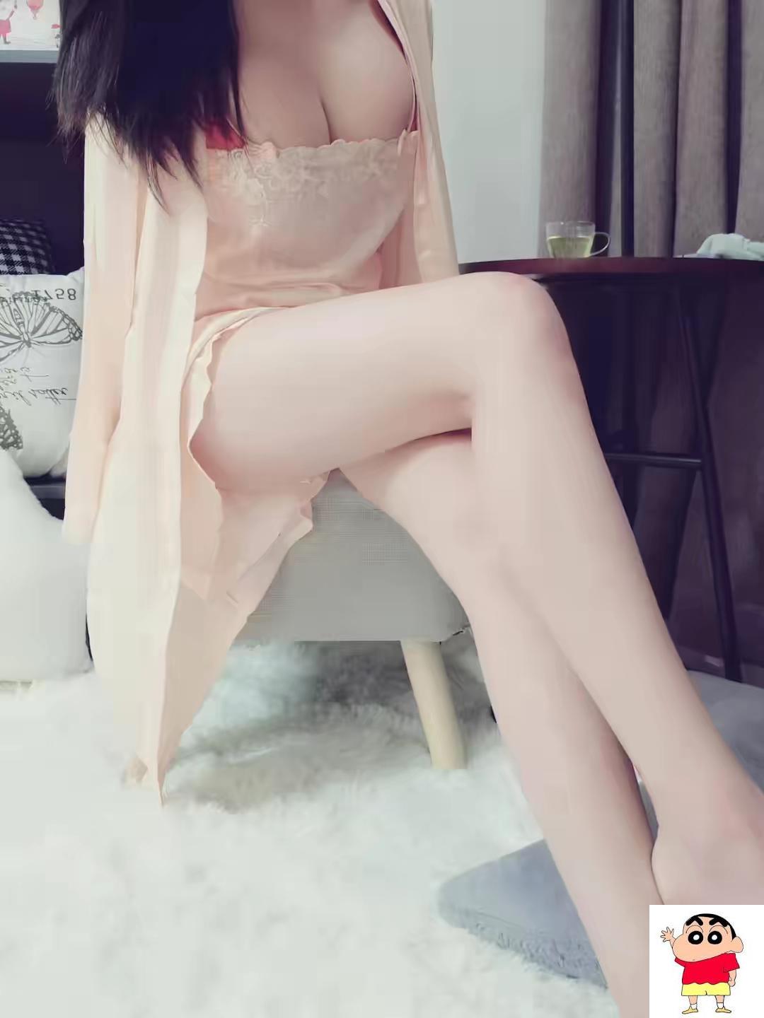 此妞儿的身材真的没话说 (19P)