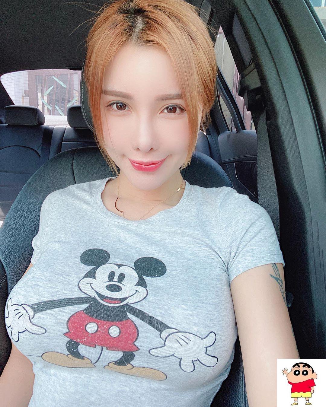 陈舒颐 甜美的脸蛋配上姣好身材真是诱人 (15P)