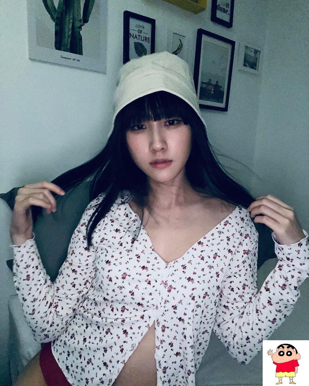 有点像小时候邻居的妹妹 超英 (15P)