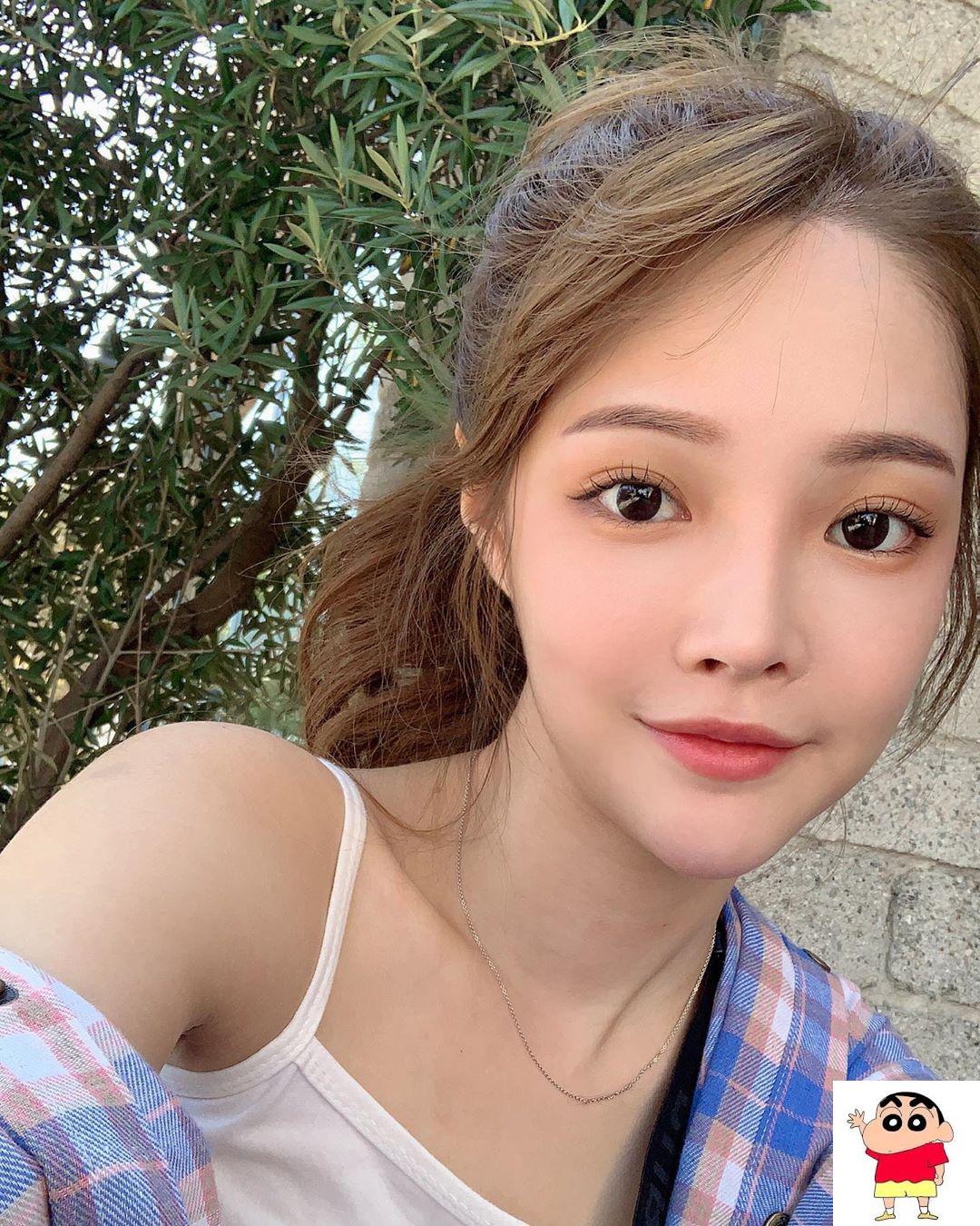 陈梦晨 高颜值脸蛋搭配火辣身材 看完都跪了！ (15P)