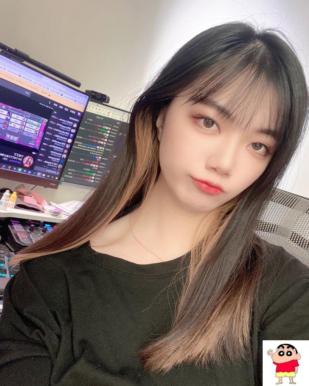 魅惑的眼神 珈琳 看到都被迷昏了 (23P)