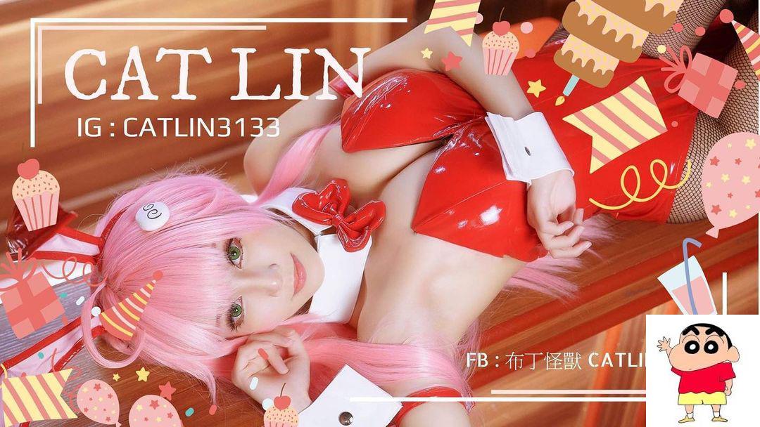 性感Coser猫铃长髮电眼还有「迷人雪乳」超透亮白皙美肌如牛奶般丝滑