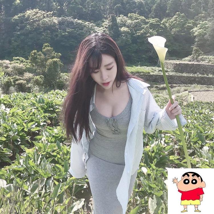 阳明山遇到的优质女孩～小妤Nina (10P)