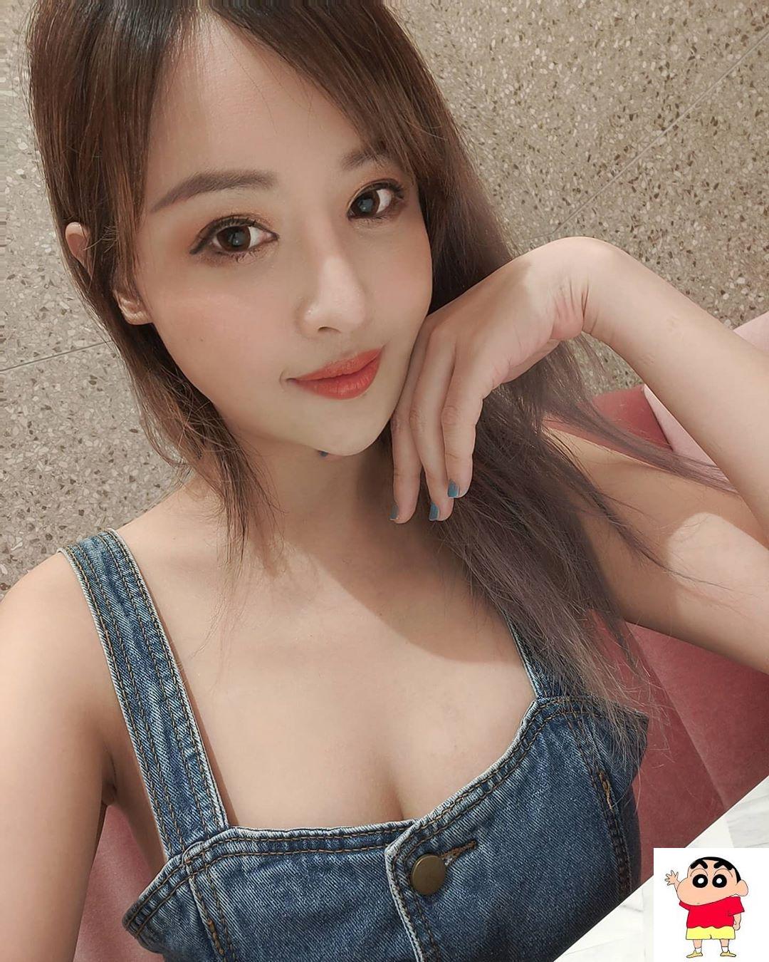 超甜正妹Lei Yi 不只脸蛋甜…发育更逆天超标！ (14P)