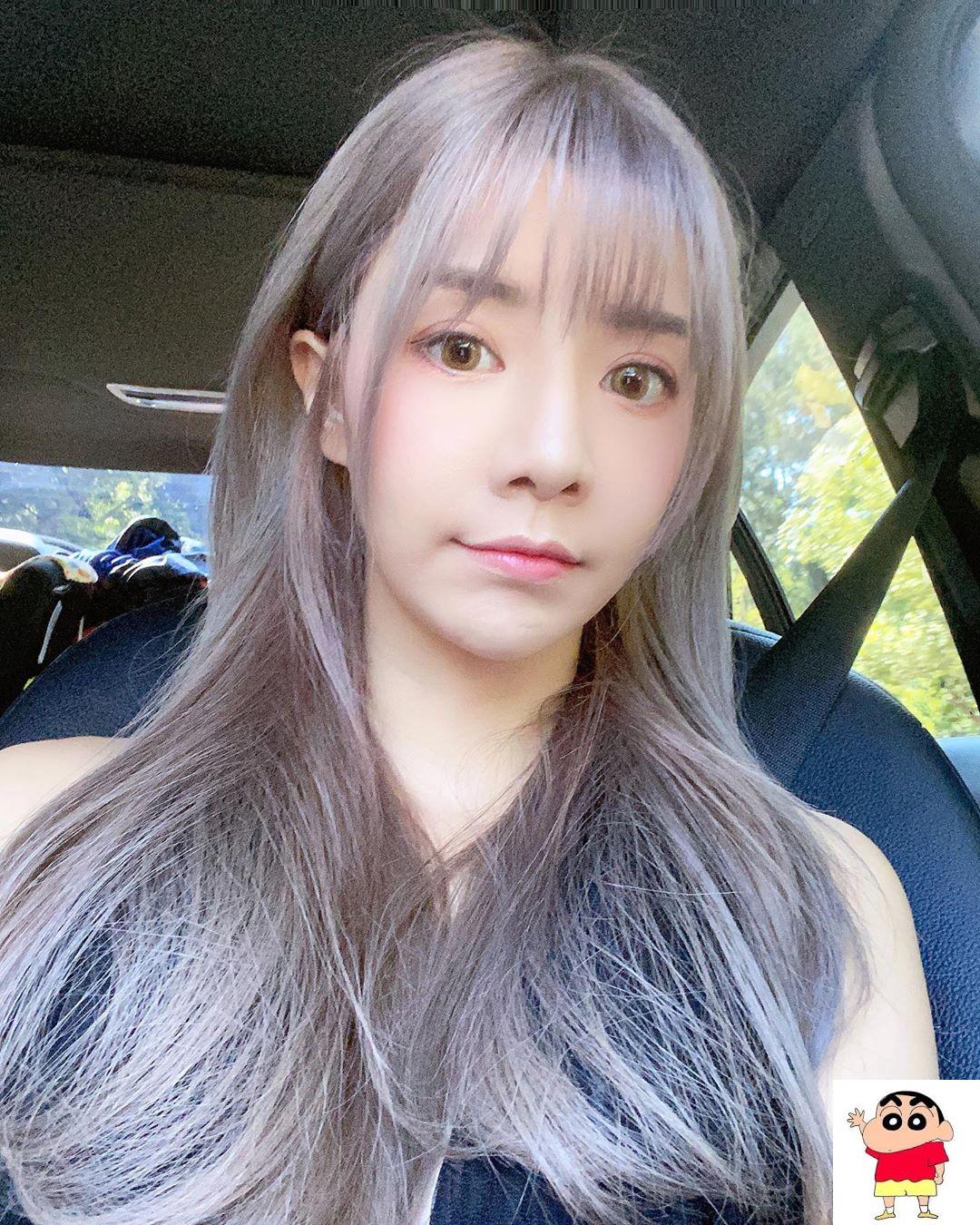 林艾融 IG私照超母汤：布料根本罩不住 (18P)