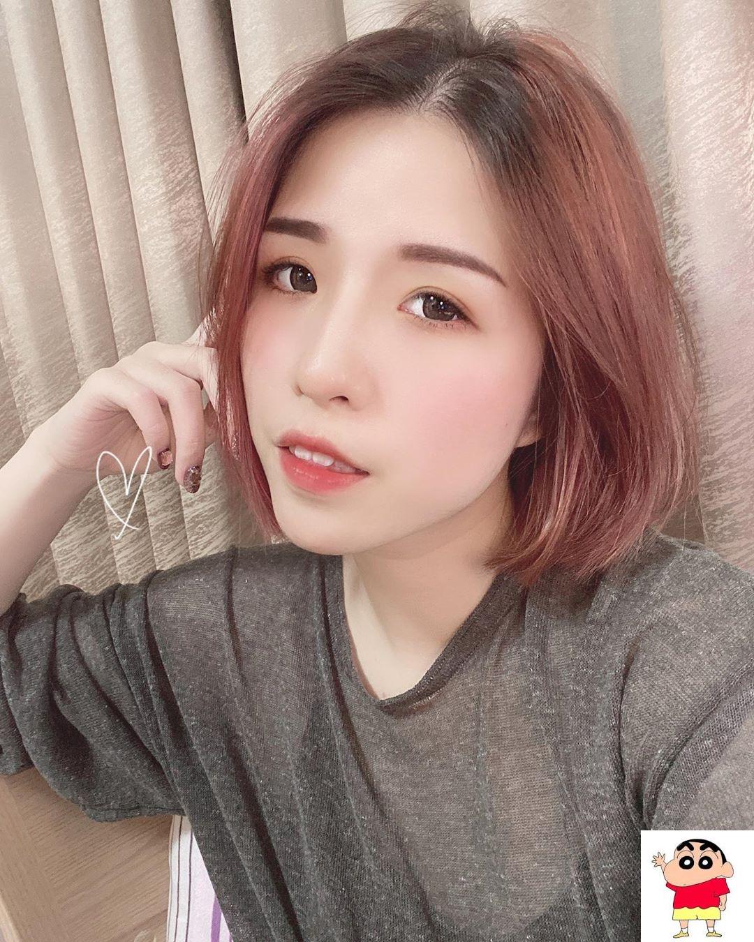 薇妮 气质小清新！甜美白皙可爱妹子 (10P)