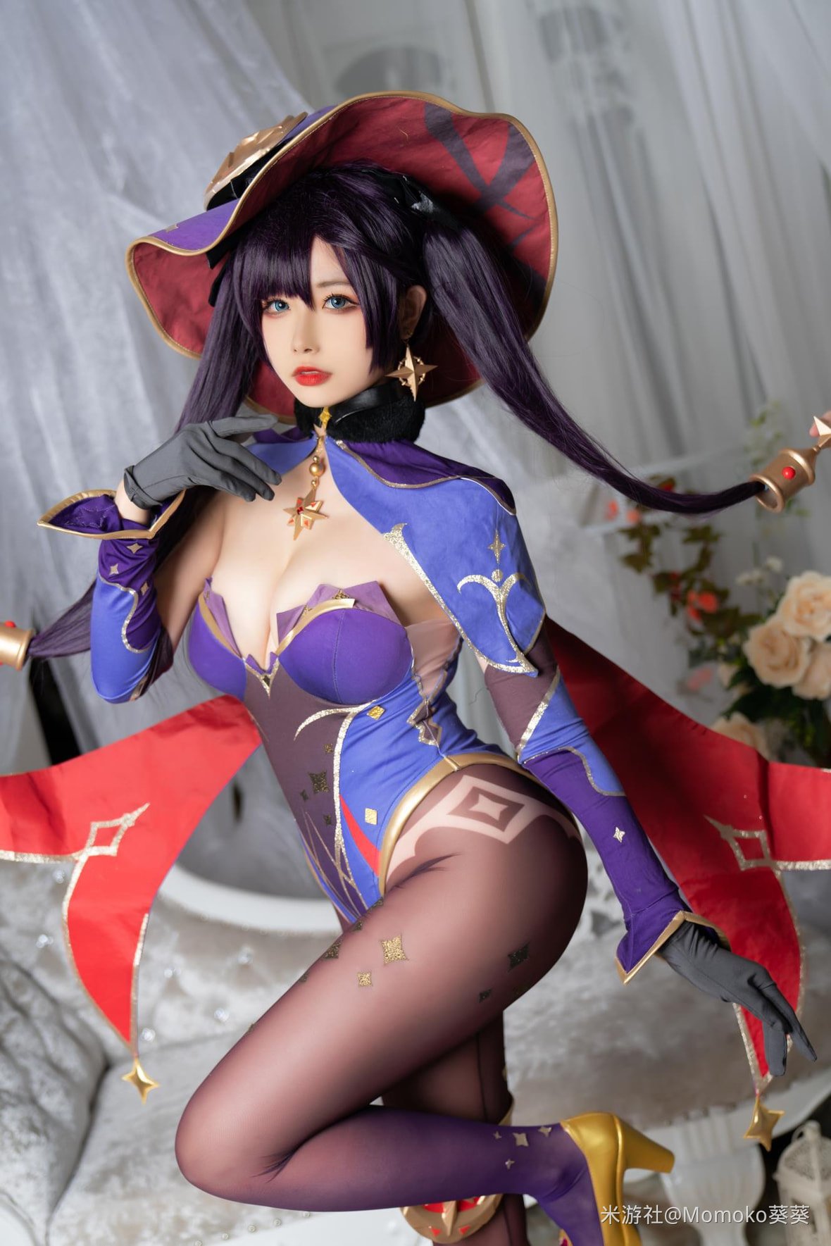 momoko葵葵原神 莫娜