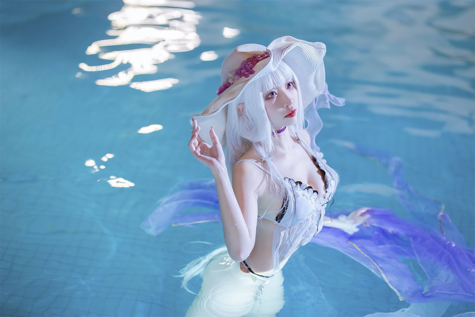 二佐Nisa 碧蓝航线光辉泳装