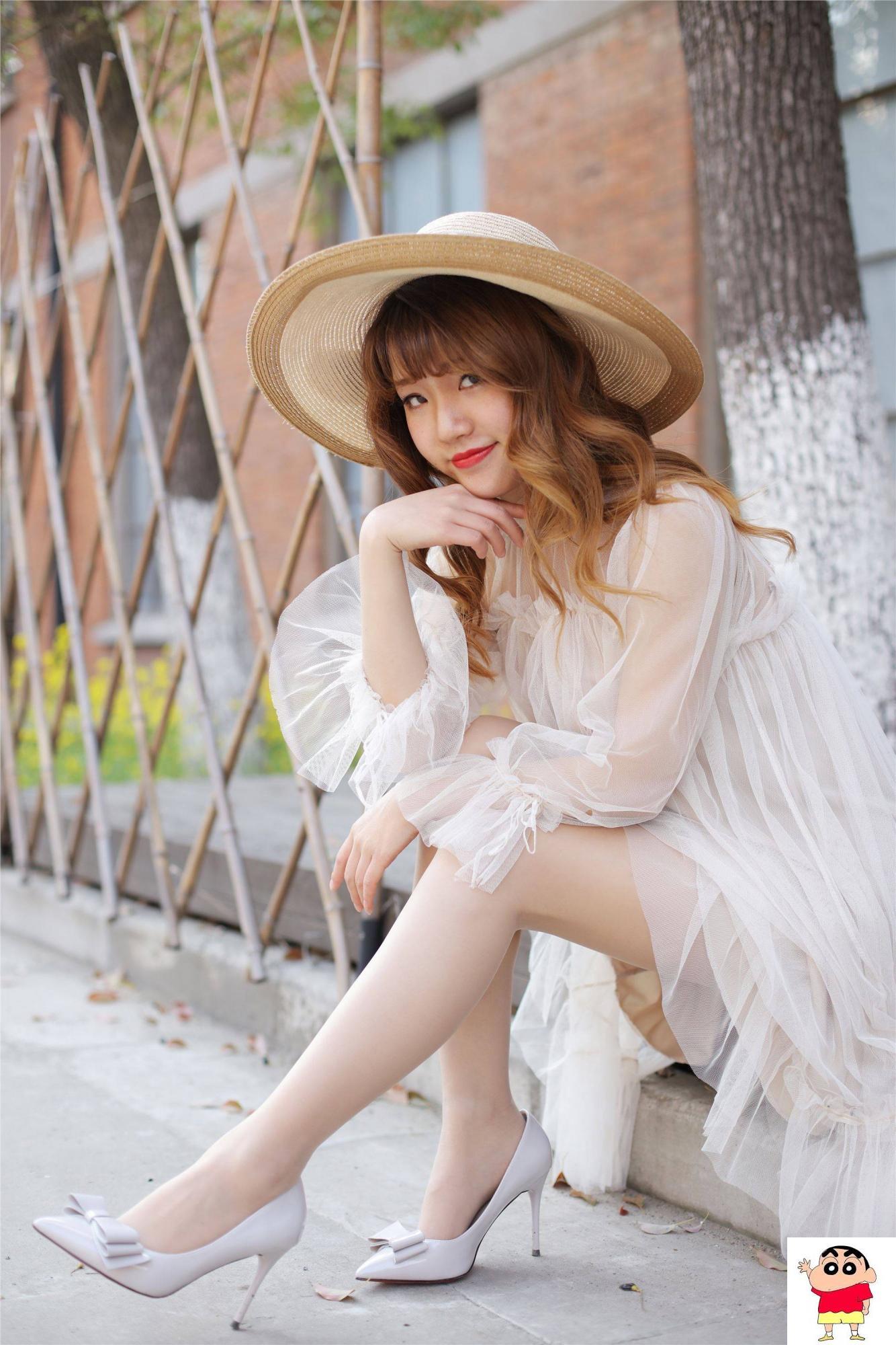 【Xiuren秀人系列】2021.08.19 No.3822 媛媛酱belle 完整版无水印写真【97P】