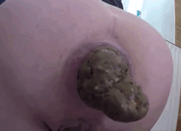 大屁股女士取出大便