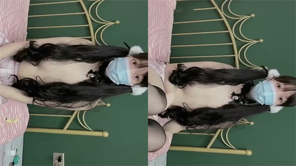 【萌妹定制】超可爱妹子，浴室跳舞 ，紫薇特写，超萌颜值3