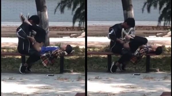 【新瓜】山东财经大学?校园凉椅上